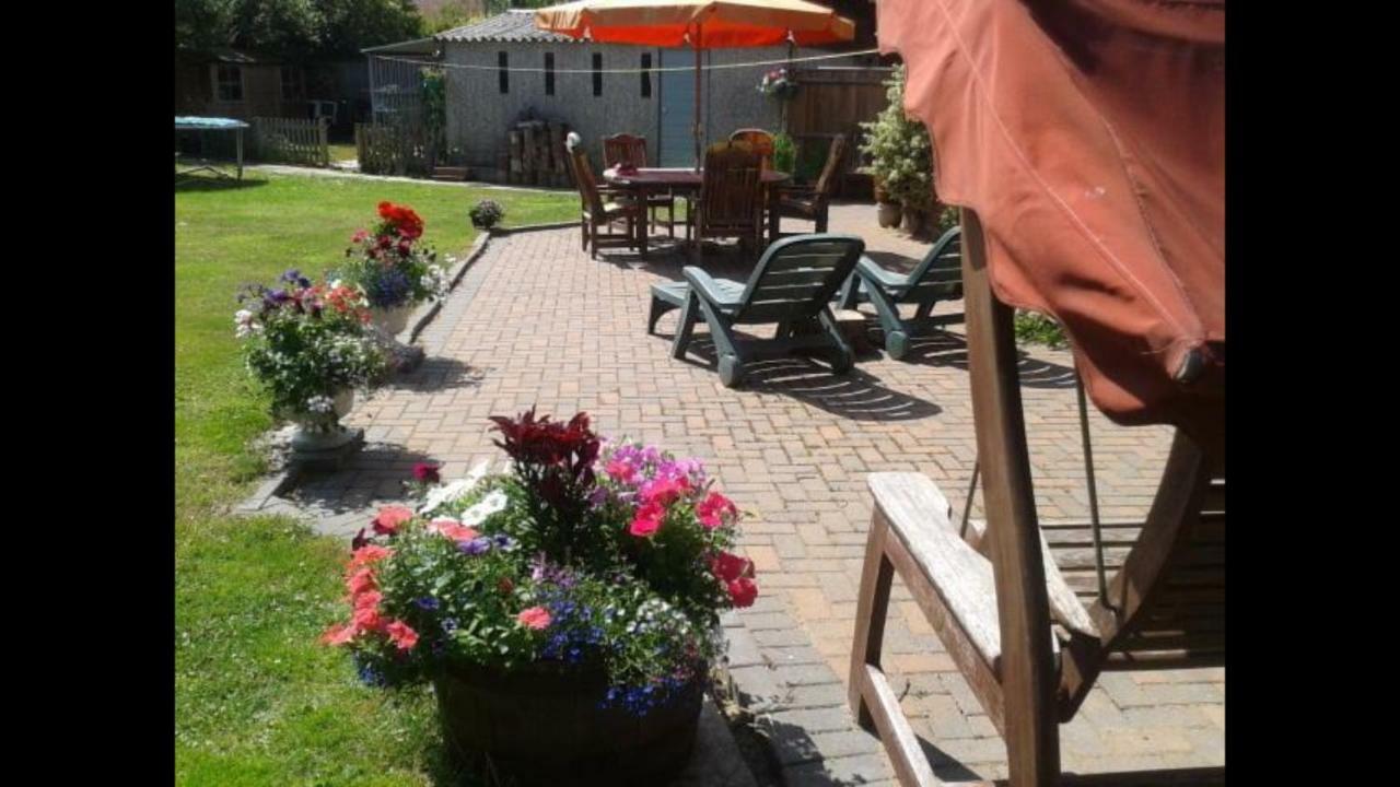 Chimneys B&B Holbrook  Dış mekan fotoğraf